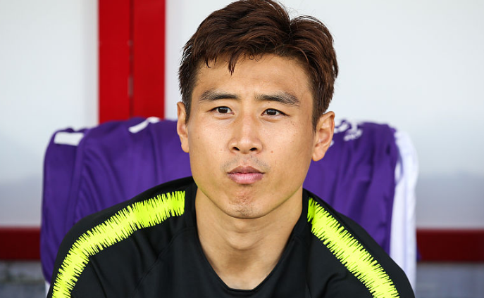 九游体育- 威斯布鲁克慰问俄克拉荷马飓风 