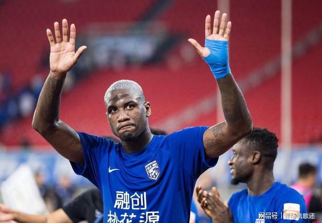 九游体育-斯诺克总决赛焦点战：钱塘雄狮队逆转云贵雷豹队，客场强势带走胜利。本土核心状态回升(斯诺克80三杰)