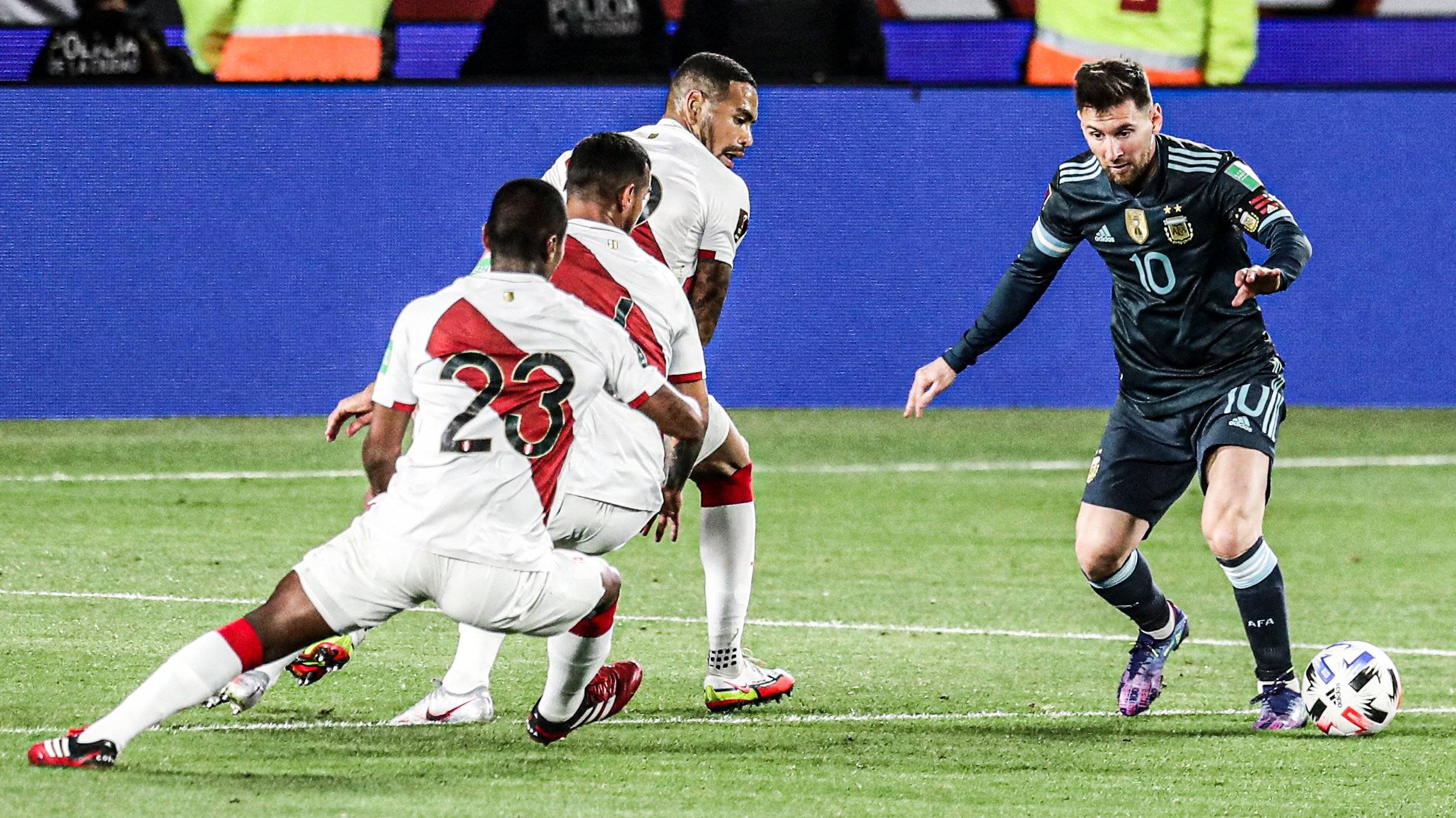 九游娱乐-雷恩发布备战花絮，今夜完成体检，美洲杯任务艰巨，球探报告显示潜力(雷迪什球探报告)