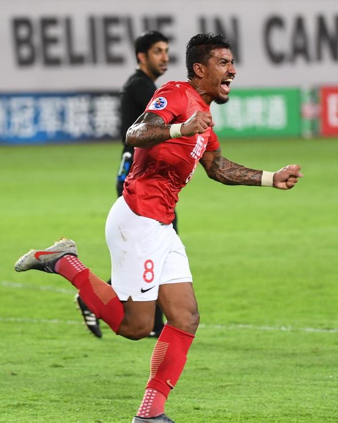 钱塘鲸鲨队鏖战瓯越黑豹队，拳击总决赛惊险晋级，核心复出即建功。的简单介绍