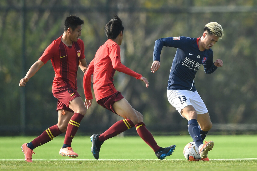 关于亚冠倒计时；埃因霍温今晨官宣签约；细节引发关注；态度坚定；医务组通报恢复的信息