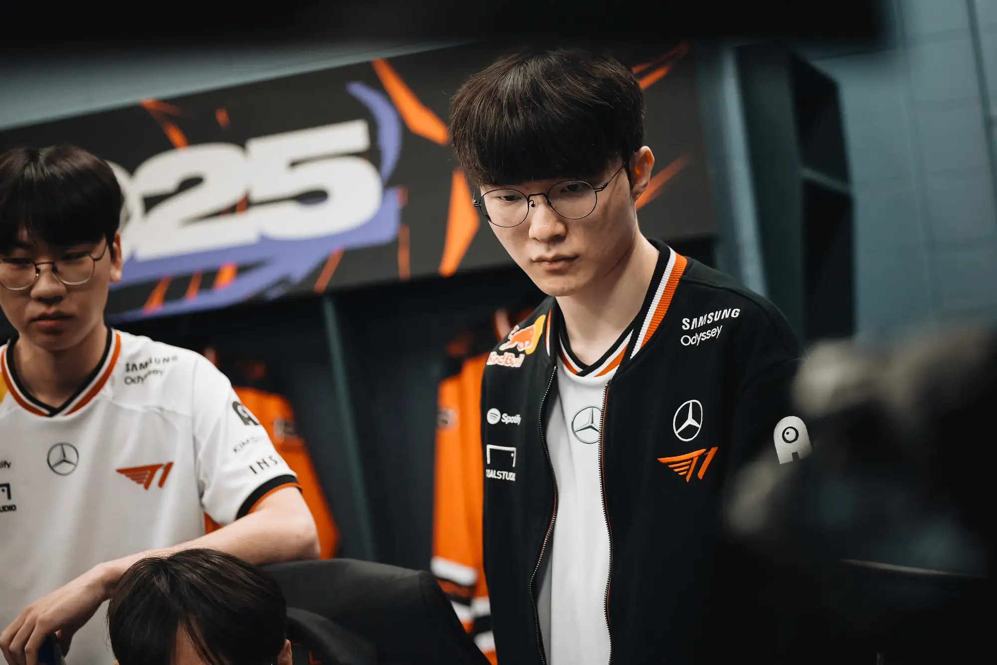 九游体育-包含Doinb在RNG比赛中赛况扑朔迷离，突破纪录引发热议！的词条